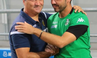 Gigi De Canio abbraccia staff Sassuolo