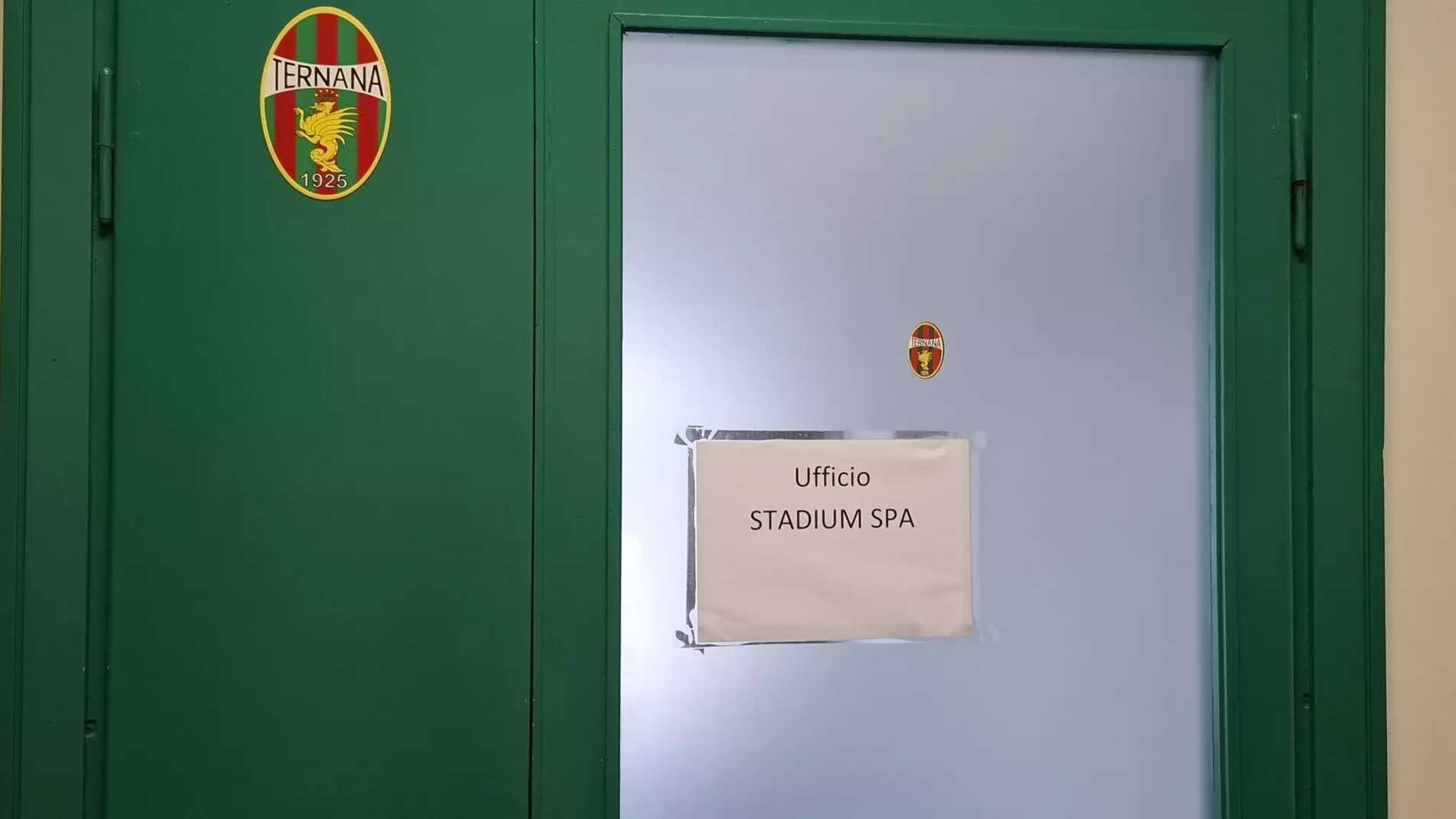 Ternana, vanno all’asta le quote della società Stadium