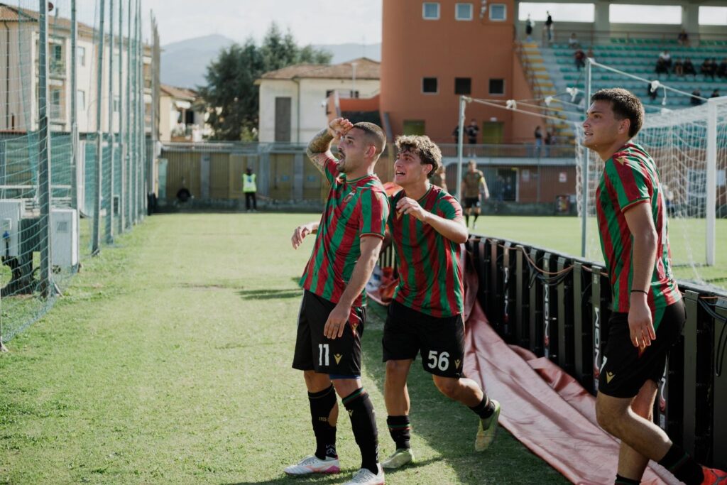 Liurni gol Lucchese